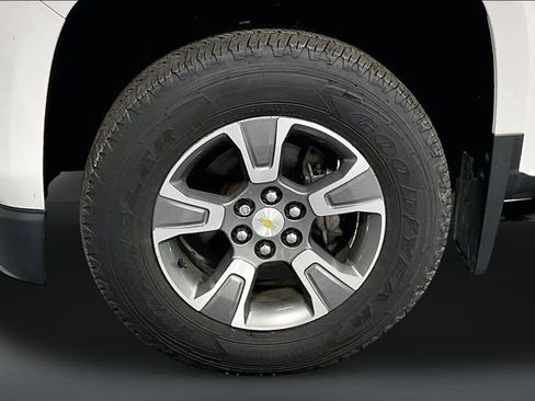 Used 2018 Chevrolet Colorado Z71 AWD/4WD image 29