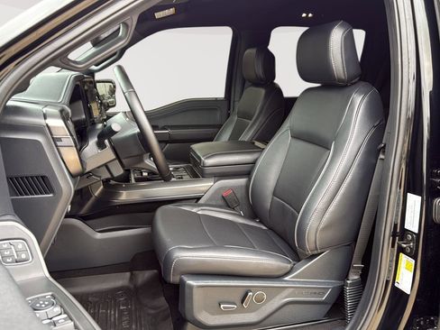 Used 2025 Ford F150 Lariat w/ Equipment Group 502A High image 13