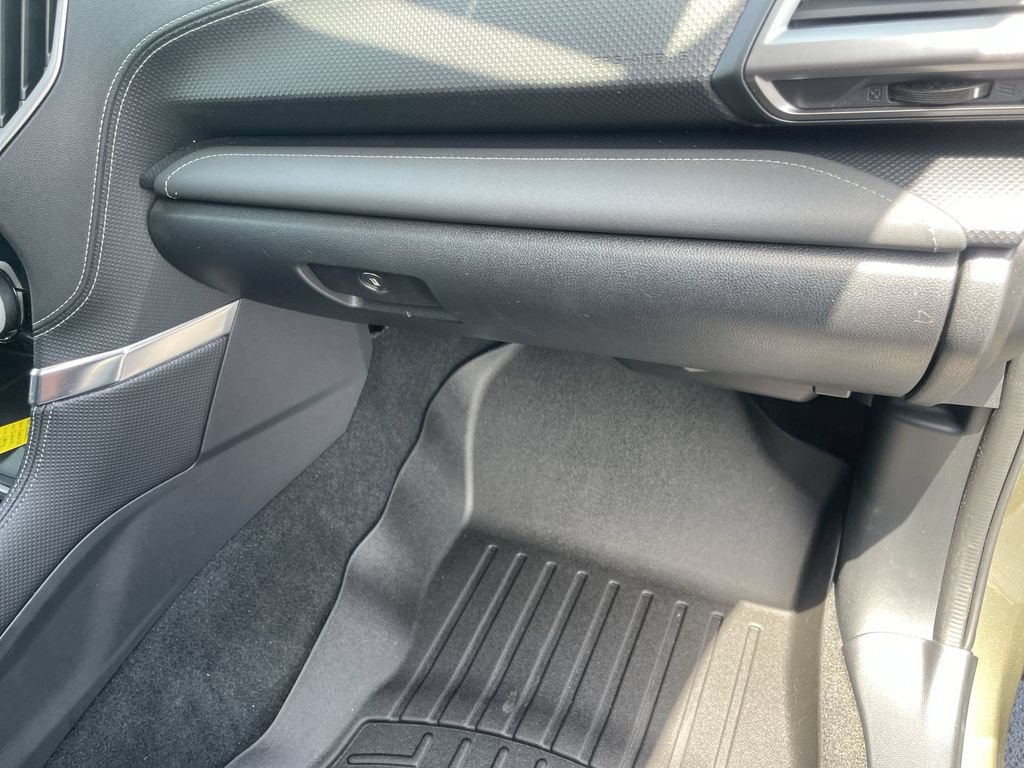 Certified 2022 Subaru Forester Touring AWD/4WD image 36