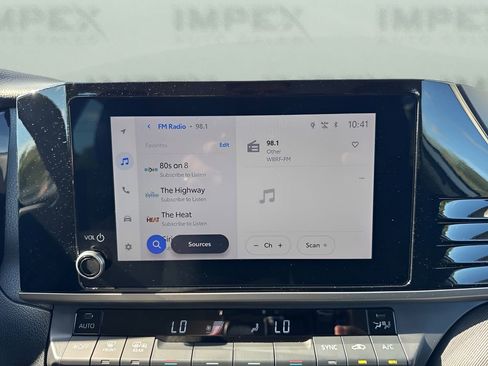 Used 2025 Toyota Camry LE image 16