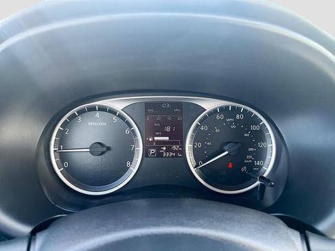 Used 2021 Nissan Kicks S image 12