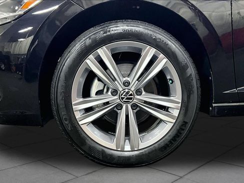 Used 2022 Volkswagen Jetta SE FWD image 11
