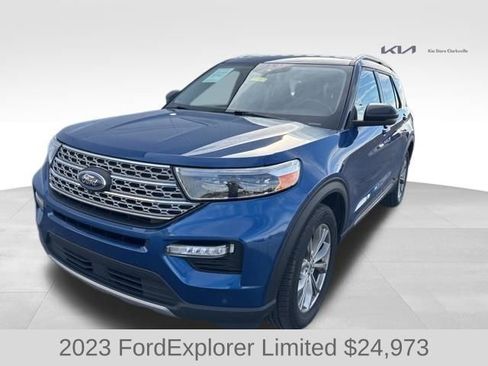 Used 2023 Ford Explorer Limited w/ Equipment Group 301A image 4