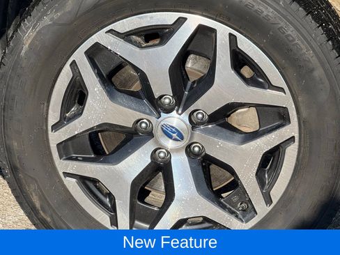 Used 2022 Subaru Forester Premium w/ Popular Package #3 image 11