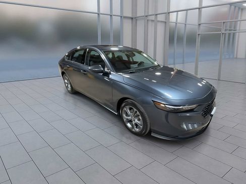 Used 2024 Honda Accord EX image 2