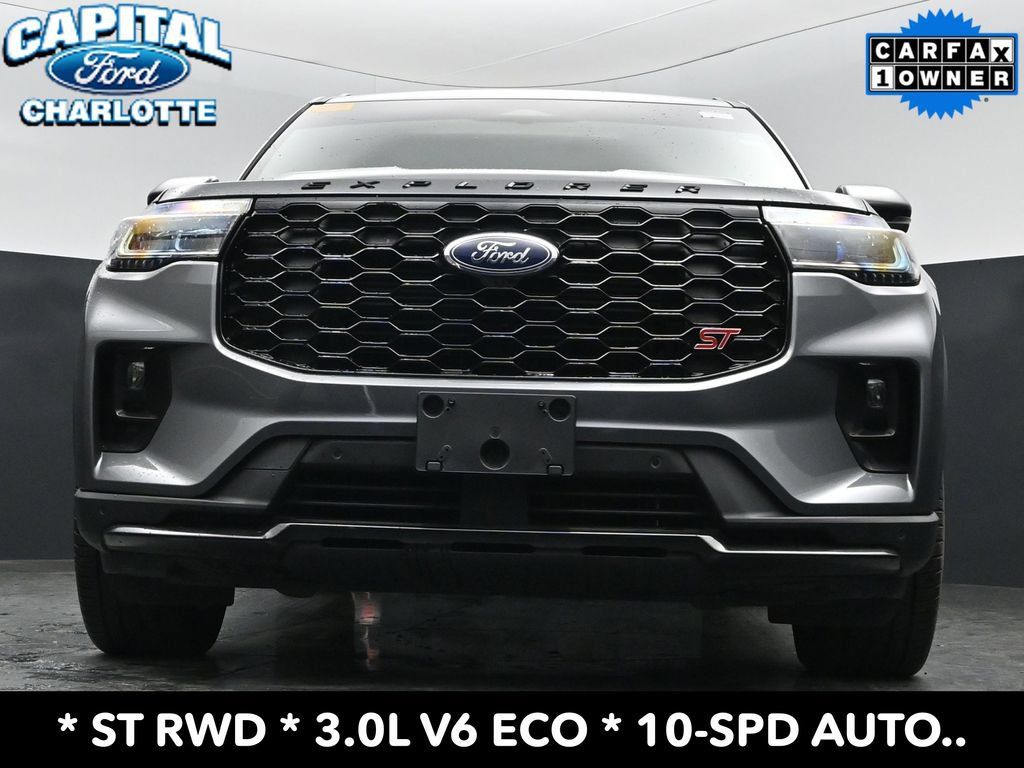 Used 2025 Ford Explorer ST RWD image 23