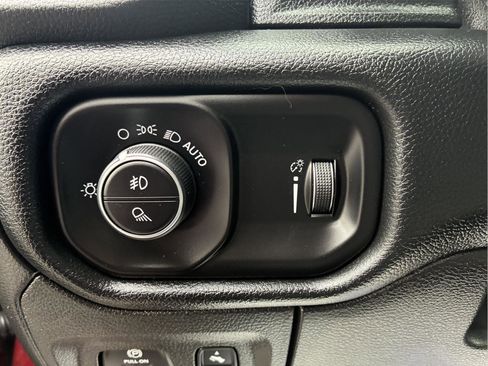 Used 2020 RAM 1500 Big Horn image 15