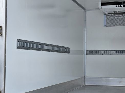 Used 2023 Mercedes-Benz Sprinter 3500 image 31