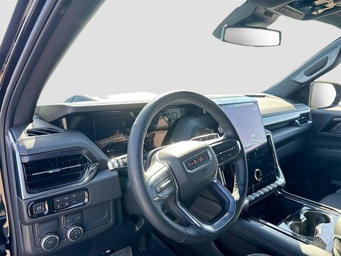 Used 2026 GMC Yukon Elevation w/ LPO, Floor Liner Package image 12