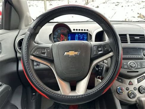 Used 2012 Chevrolet Sonic LT image 7