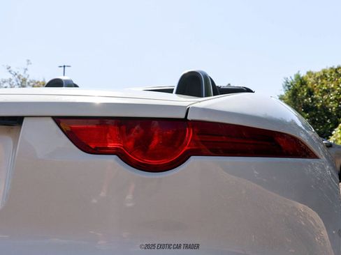 Used 2017 Jaguar F-TYPE Convertible image 68