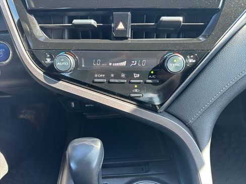Certified 2024 Toyota Camry SE FWD image 18