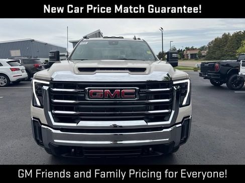 New 2026 GMC Sierra 2500 SLE AWD/4WD image 3