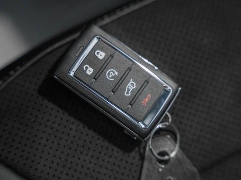 New 2025 Jeep Grand Cherokee Altitude image 42