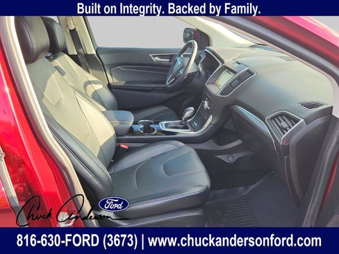 Used 2017 Ford Edge Titanium w/ Equipment Group 301A image 22