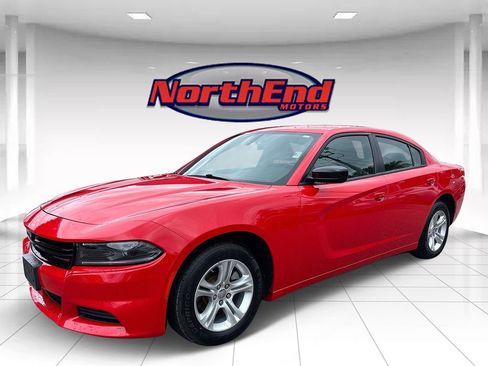 Used 2023 Dodge Charger SXT image 6