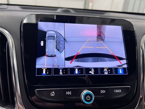 Used 2022 Chevrolet Equinox Premier image 15