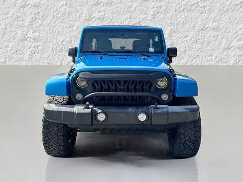 Used 2016 Jeep Wrangler Unlimited Sahara w/ Connectivity Group image 8