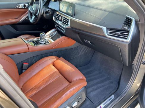 Used 2022 BMW X6 xDrive40i w/ Executive Package image 31