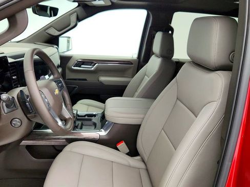 Used 2025 Chevrolet Silverado 1500 LTZ w/ LTZ Premium Package image 20