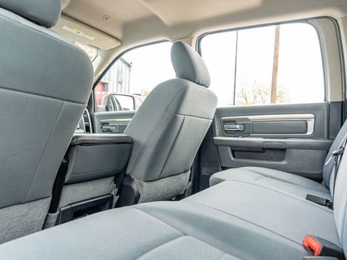 Used 2017 RAM 2500 SLT AWD/4WD image 34