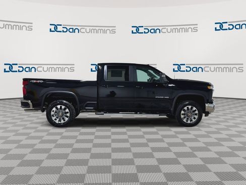 New 2026 Chevrolet Silverado 2500 LT w/ All Star Edition AWD/4WD image 9