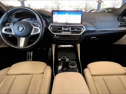 Used 2023 BMW X4 xDrive30i w/ M Sport Package image 16