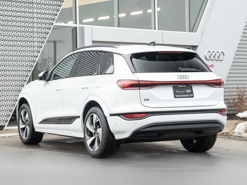 Used 2025 Audi Q6 e-tron Premium Plus w/ Premium Plus image 5