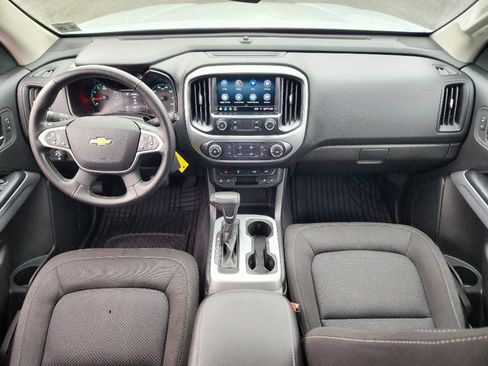 Certified 2021 Chevrolet Colorado LT w/ LT Convenience Package image 2