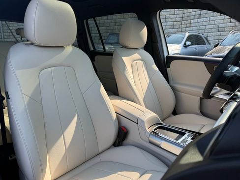 New 2026 Mercedes-Benz GLB 250 4MATIC image 19