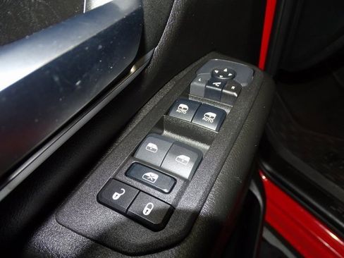 Certified 2025 RAM 1500 Big Horn image 10