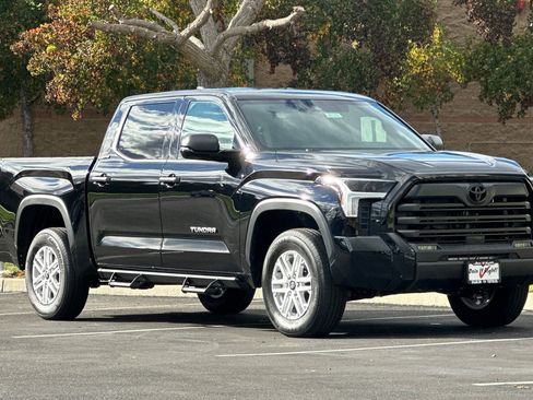New 2026 Toyota Tundra SR5 image 2