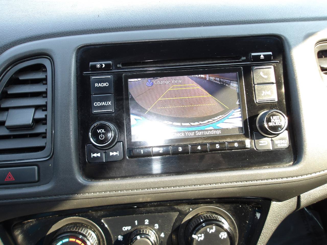 Used 2017 Honda HR-V LX image 19
