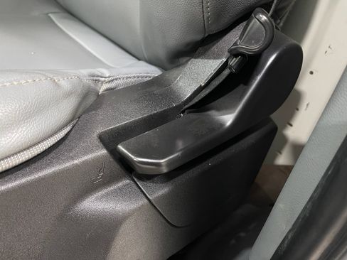 Used 2016 Ford Transit 150 130 Low Roof RWD image 15