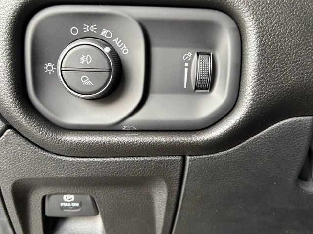 New 2026 RAM 1500 Warlock AWD/4WD image 29