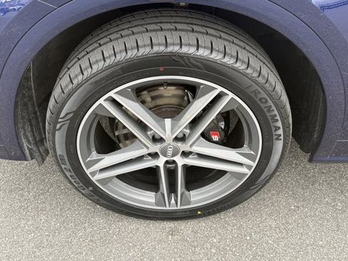 Used 2018 Audi SQ5 Premium Plus image 11