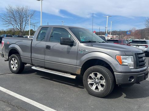 Used 2012 Ford F150 STX w/ STX Decor Pkg image 2