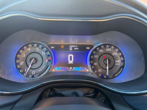 Used 2015 Chrysler 200 S w/ Navigation & Sound Group I image 11