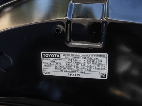 Used 2024 Toyota Grand Highlander Limited image 28