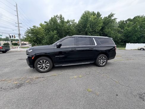 Used 2022 Chevrolet Suburban LT AWD/4WD image 49