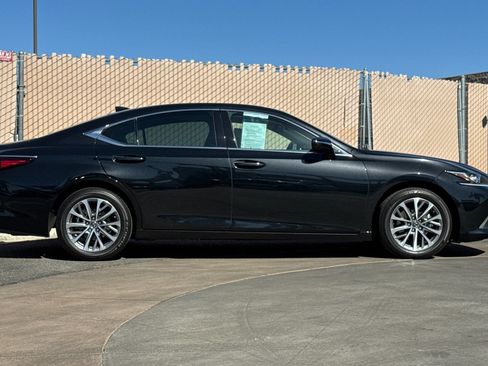 Certified 2025 Lexus ES 350 w/ Accessory Package (Z1) FWD image 3