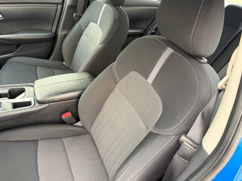 Certified 2024 Nissan Sentra SV FWD image 31