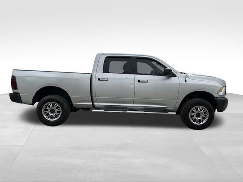 Used 2016 RAM 2500 SLT AWD/4WD image 8