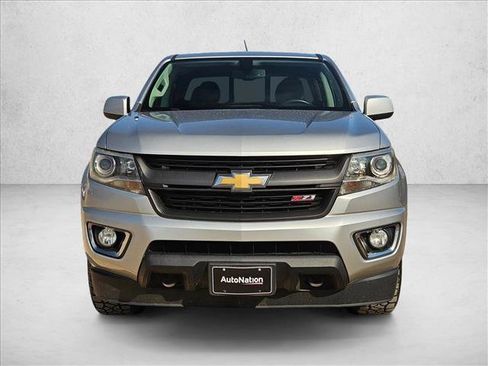 Used 2018 Chevrolet Colorado Z71 AWD/4WD image 2