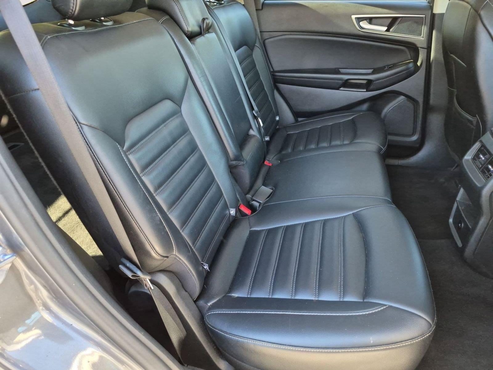 Used 2024 Ford Edge SEL AWD/4WD image 16