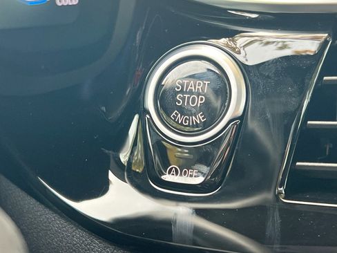 Certified 2022 BMW 530i w/ Convenience Package image 33