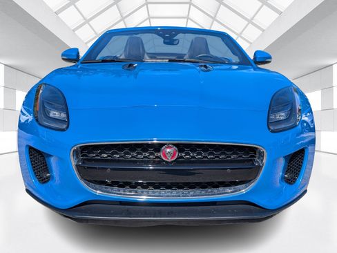 Used 2020 Jaguar F-TYPE Convertible image 2