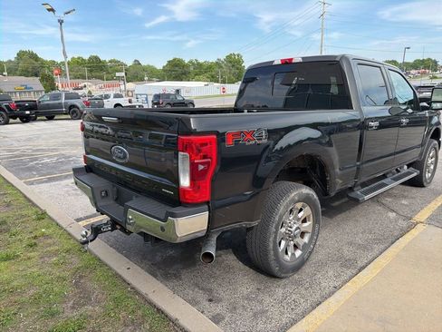 Used 2017 Ford F250 Lariat w/ Chrome Package AWD/4WD image 4