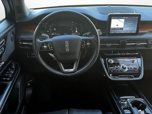 Used 2021 Lincoln Corsair Reserve w/ Equipment Group 201A image 5