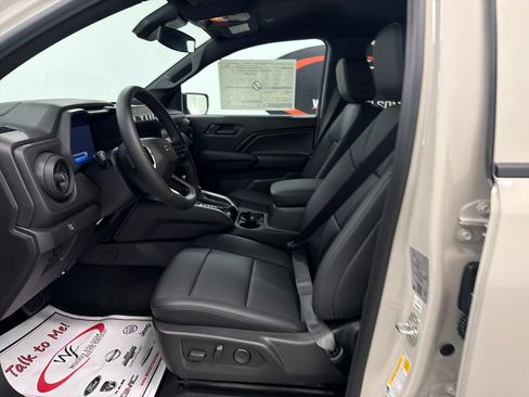 New 2026 Chevrolet Colorado Trail Boss AWD/4WD image 9